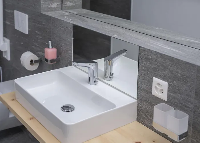 Chasa Helvetia Trai * Müstair